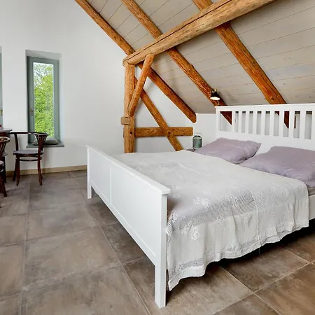 Holiday home Prazdninovy Dum Desitka Svidnice