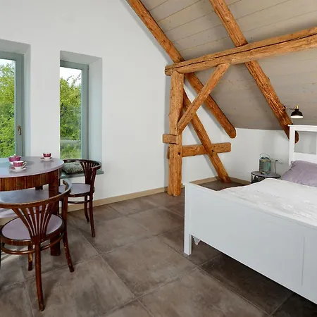Prazdninovy Dum Desitka Tatil Evi